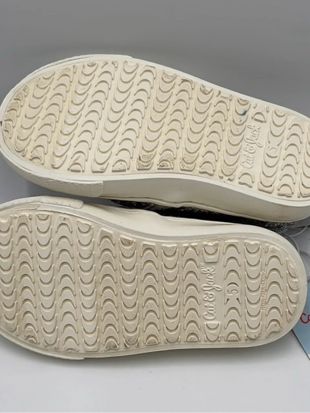 Cat & Jack Girls Silver Multi-Glitter Slip-On Sneakers